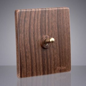 Mondo Retro Series (Walnut w/ Gold Dial)