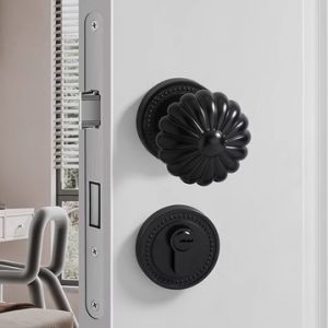Daisy Door Handle